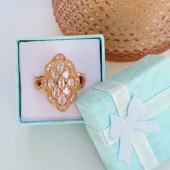 Gold plated Silver CZ Ring - Picture 3 of 6